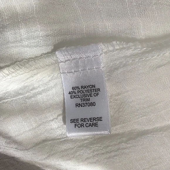 EST.1946 Women’s White Peasant Style Blouse - Picture 7 of 8